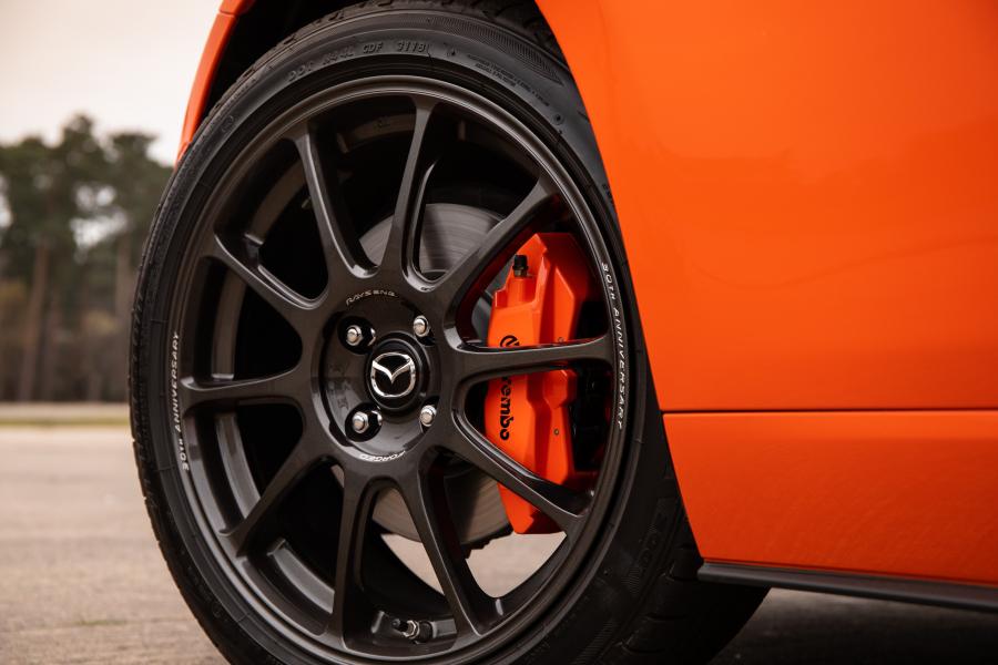 Колеса Mazda MX-5 30th Anniversary (ND) 2019 года  (WW) (фото 28 из 47)